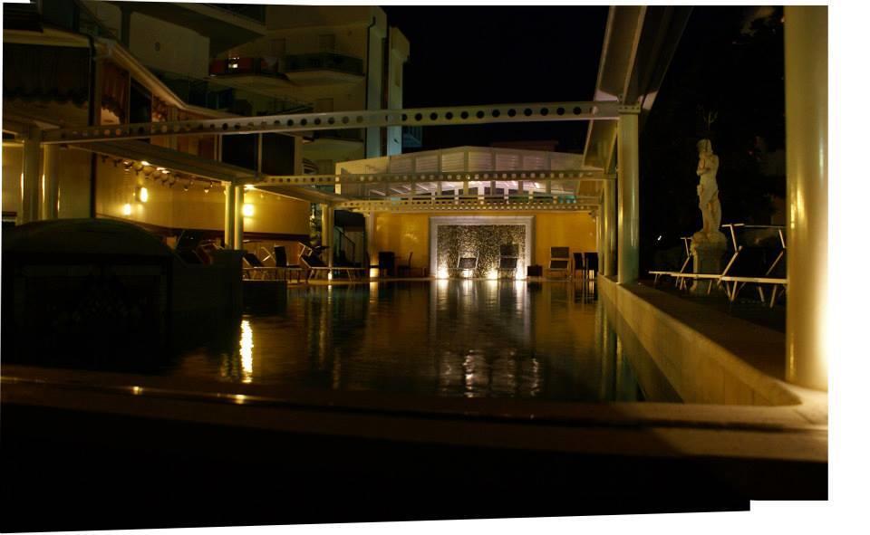 Hotel Lady Mary Milano Marittima Eksteriør bilde